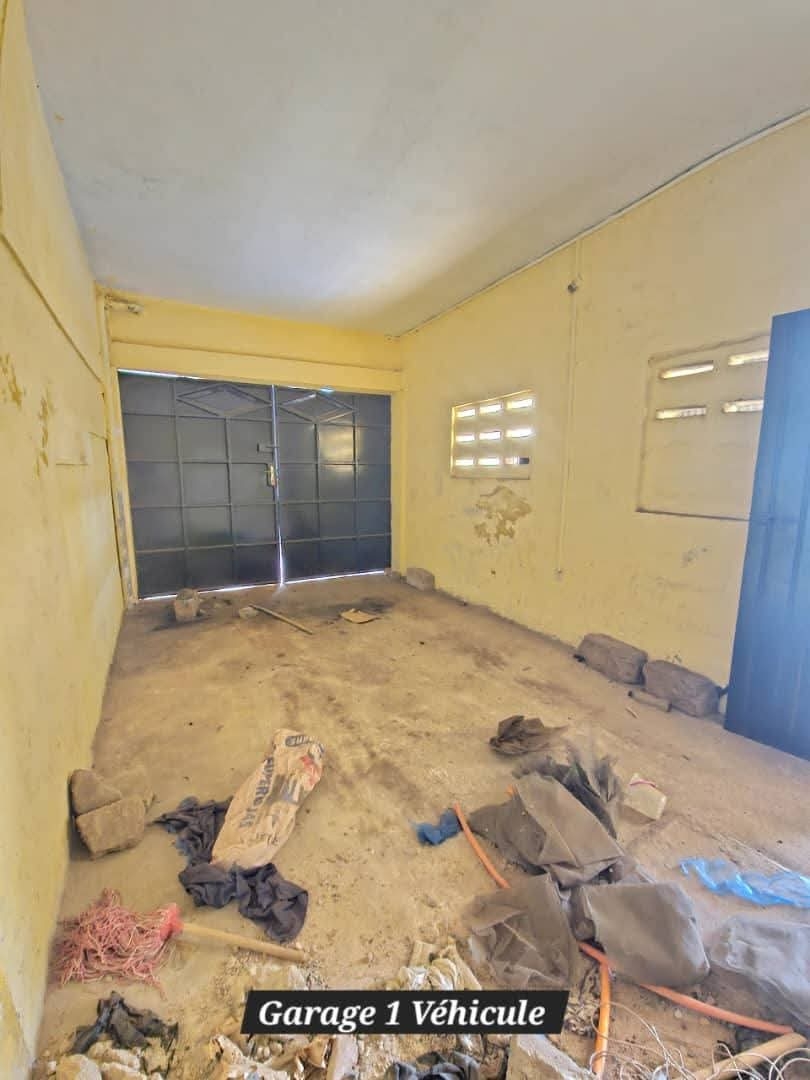 Maison en vente a Lomé djidjolé kouvahey