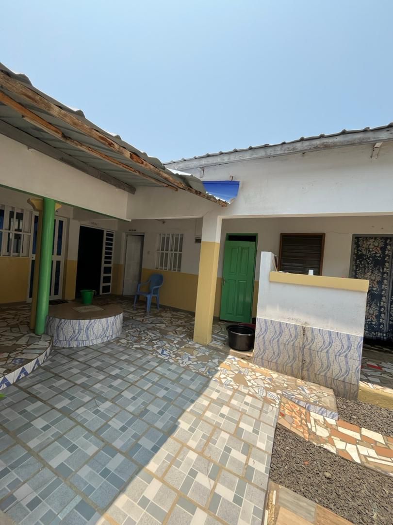 Maison en vente a Lome baguida avepozo kpogan agodekai