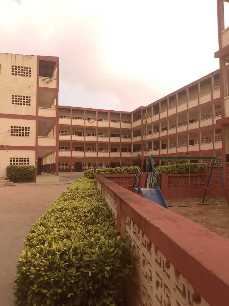 Grande école en vente a Lomé adidogomé