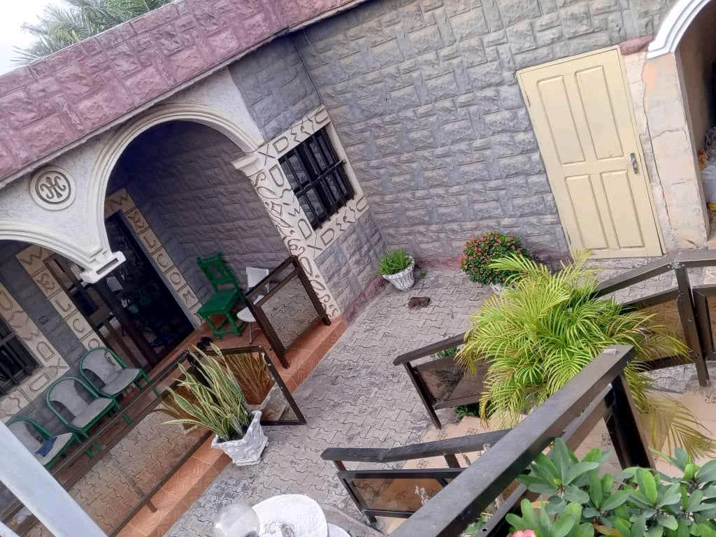 Villa en vente a Lomé agoe attiomé