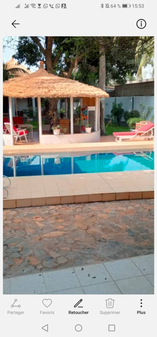 Villa a piscine meublée a louer a lome agoe cacaveli