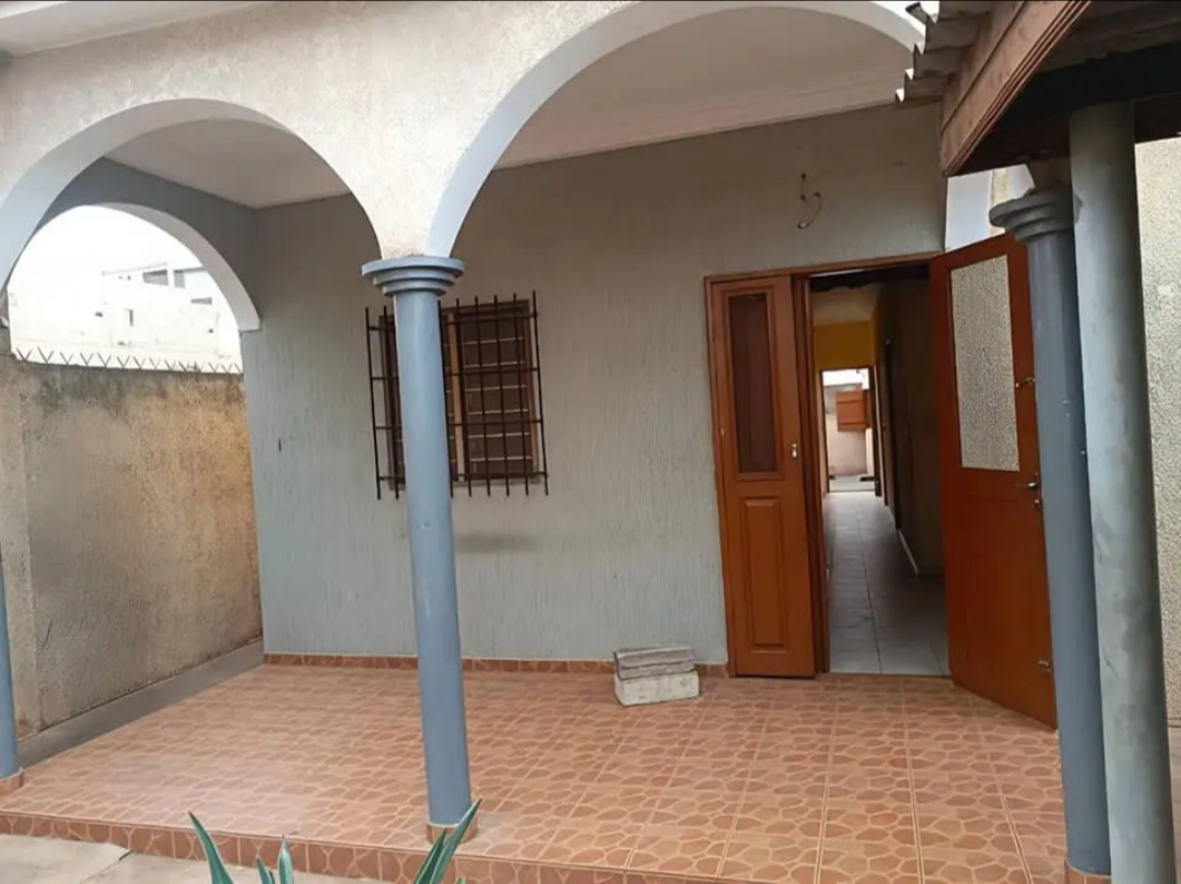 Villa a vendre a Lomé agoe assiyeye