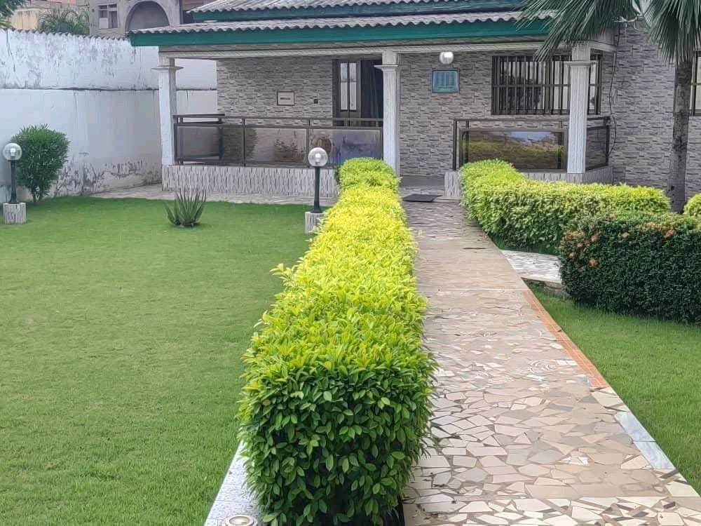 Villa en vente a Lomé totsi