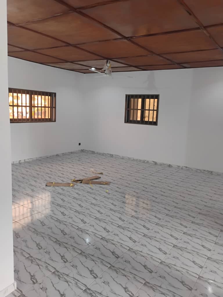 Villa en vente a lome agoe Est sur la voie de kegué