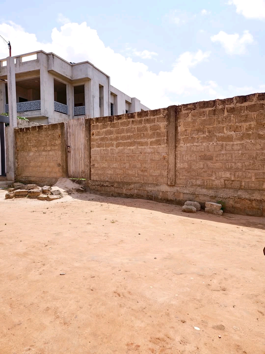 Terrain en vente a lome agoe legbassito