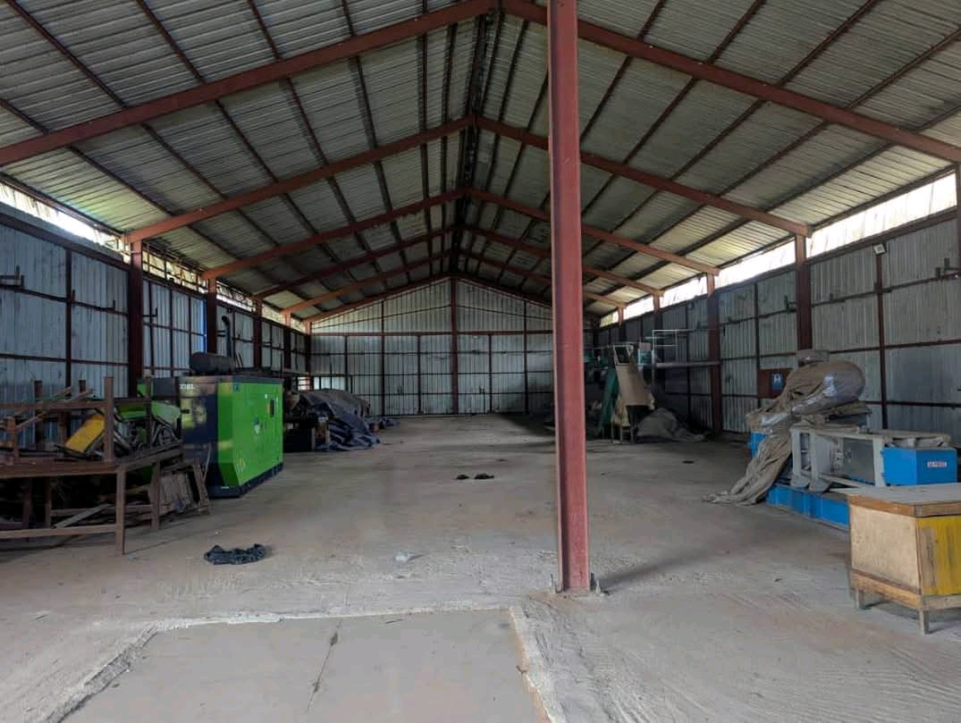 Entrepôt en vente dans la zone portuaire de Lomé