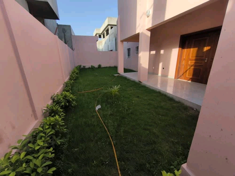 Villa a louer dans la cité mokpokpo