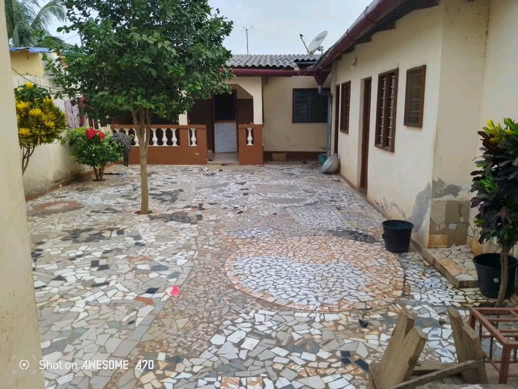 Maison en vente a Lomé agoe legbassito